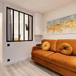 Modern - 2br 6p - Enfants-rouges