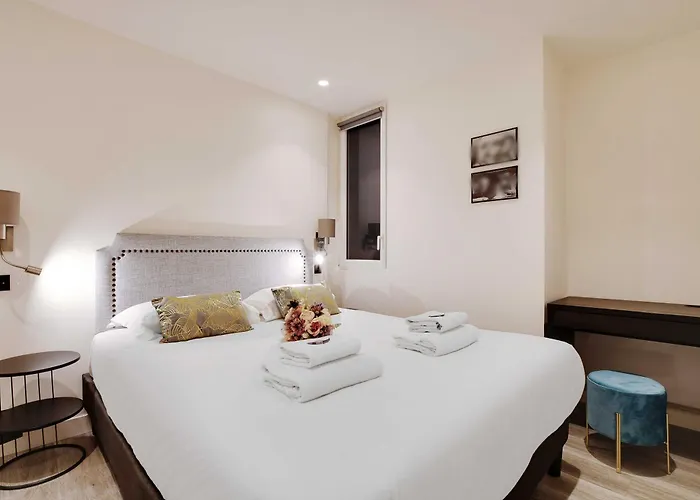 Modern - 2br 6p - Enfants-rouges *