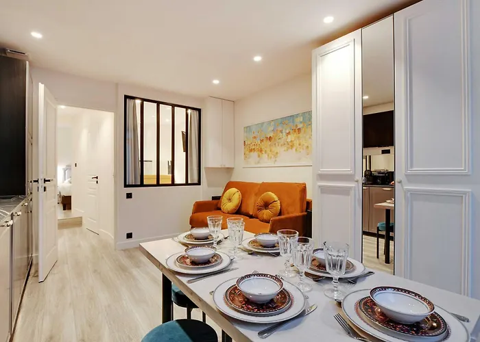 Modern - 2br 6p - Enfants-rouges *